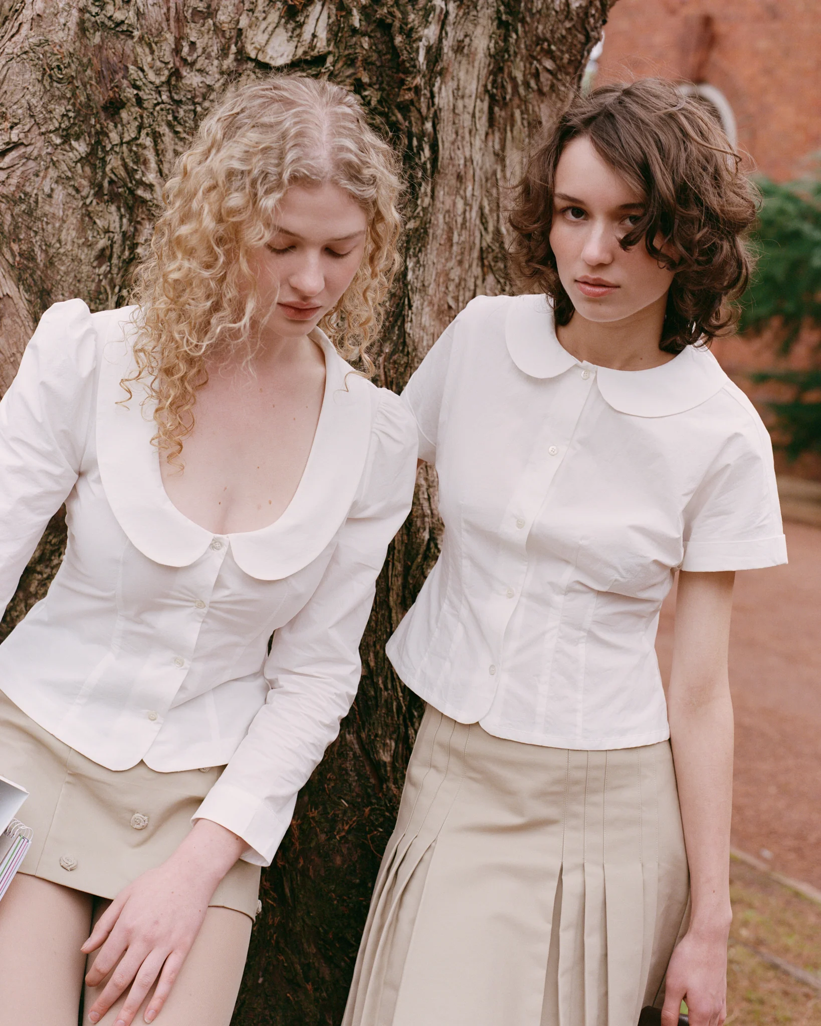 Curved Collar Button Shirt - White - Image 6