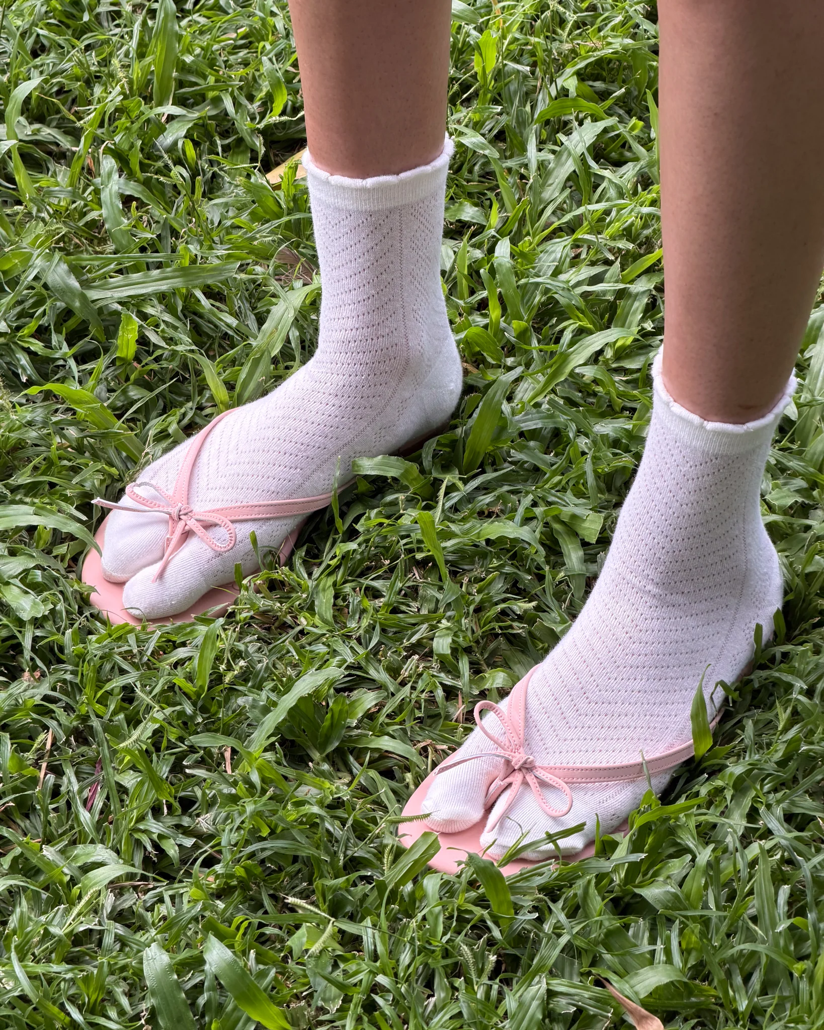 Knit Lace Ankle Tabi Socks - Image 5